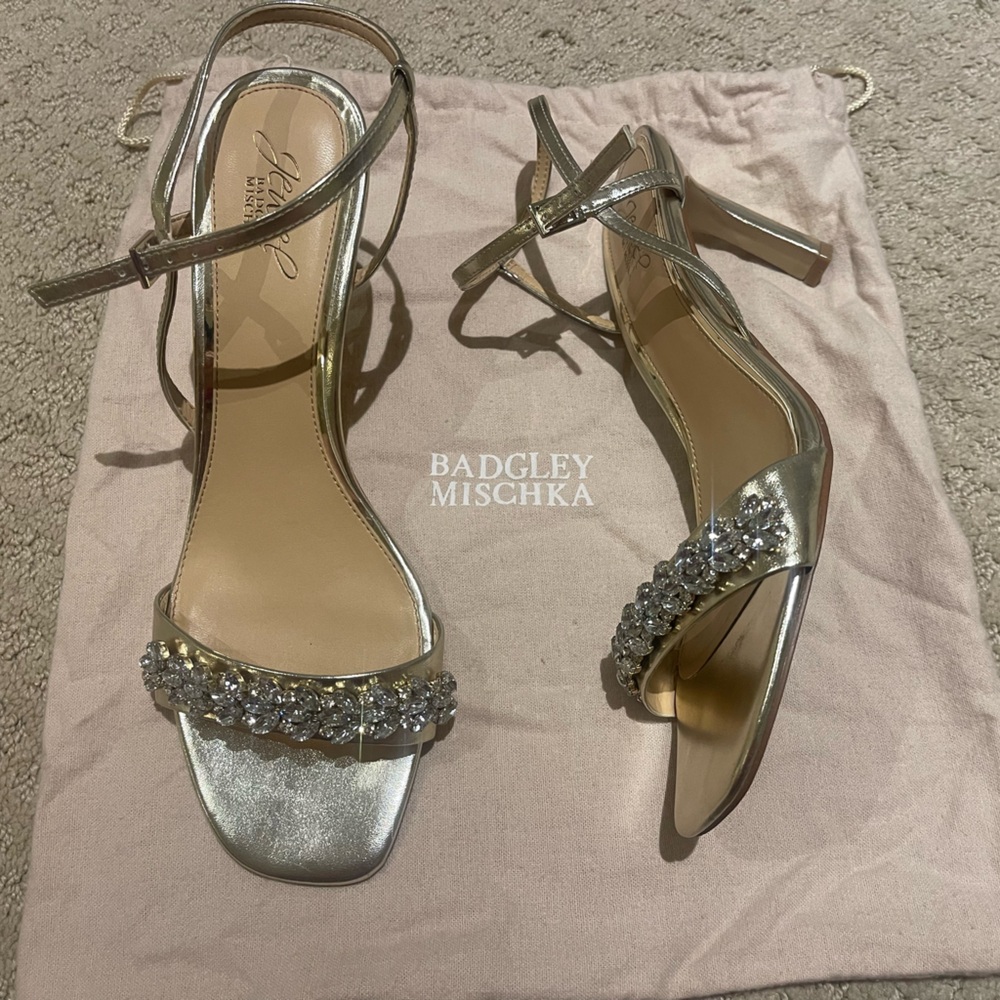 Jewel by Badgley Mischka
